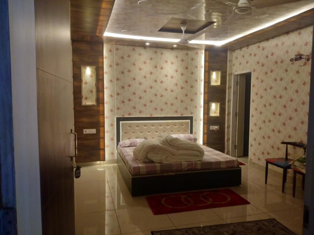 Hotel 7 Deep Ludhiana Eksteriør bilde