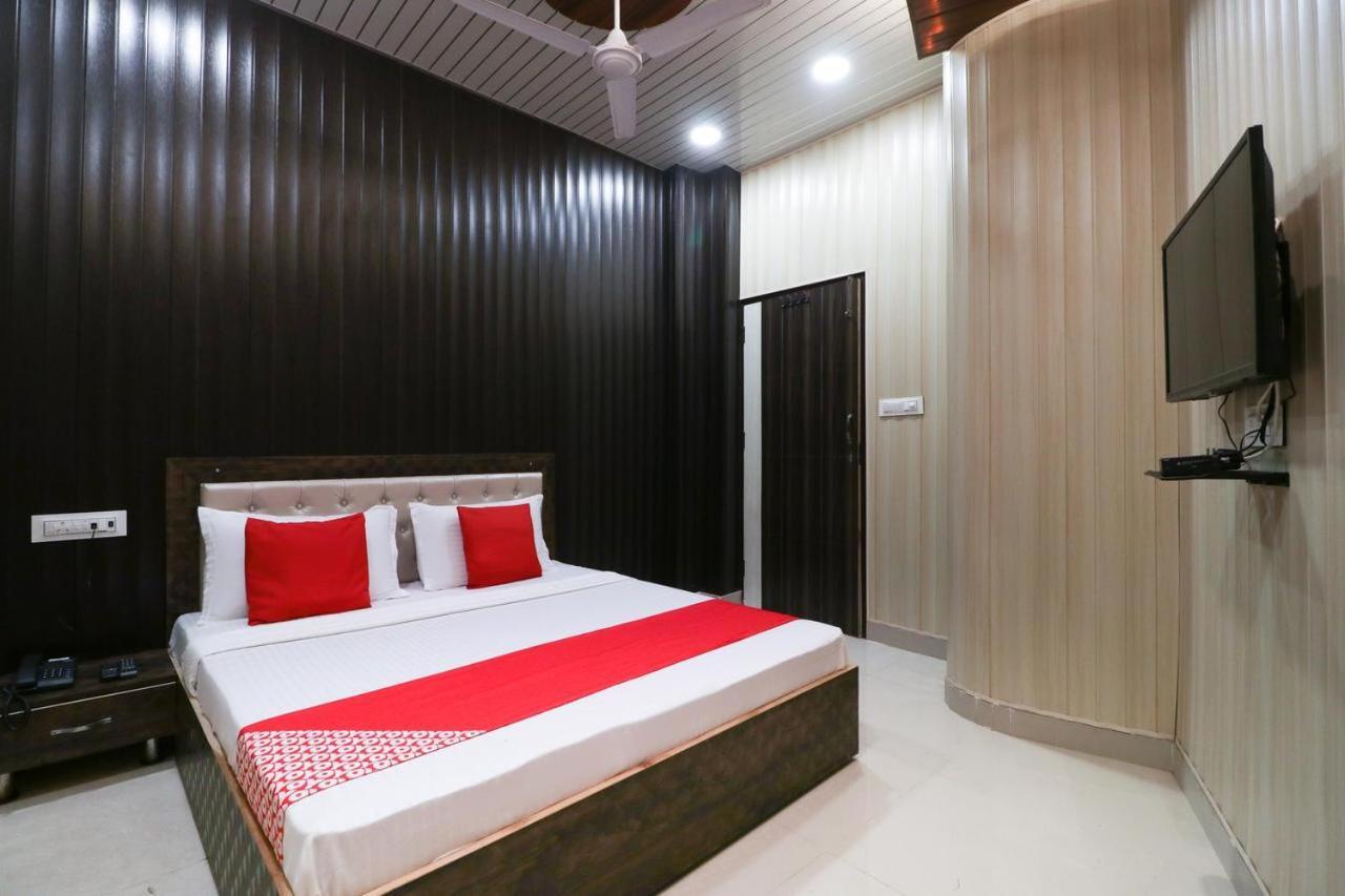 Hotel 7 Deep Ludhiana Eksteriør bilde