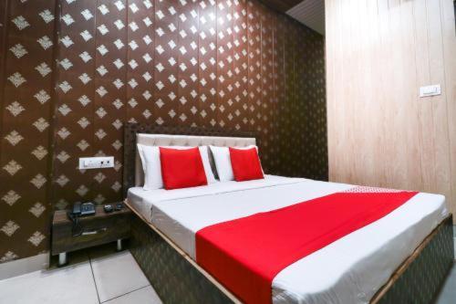 Hotel 7 Deep Ludhiana Eksteriør bilde